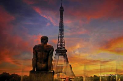 France Eiffel Tower Sunset 0004