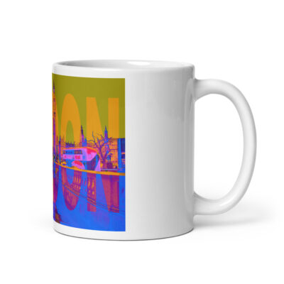 White glossy mug world travel England London 001